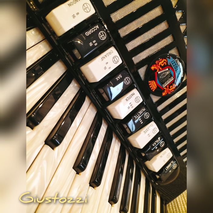 Acordeão / Acordeon Giustozzi 96 Baixos de 2023
