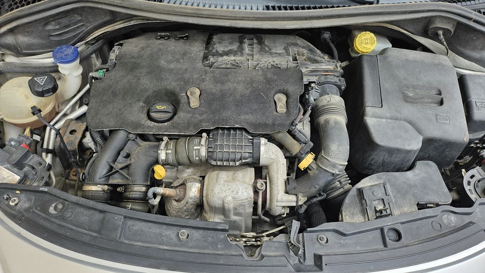 Peugeot 207 sw 1.6 Hdi