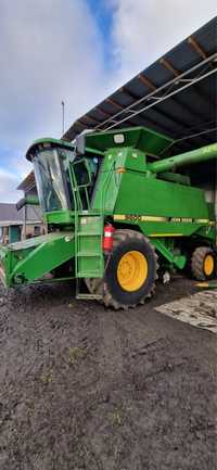 Комбайн John Deere 9600 з жаткою