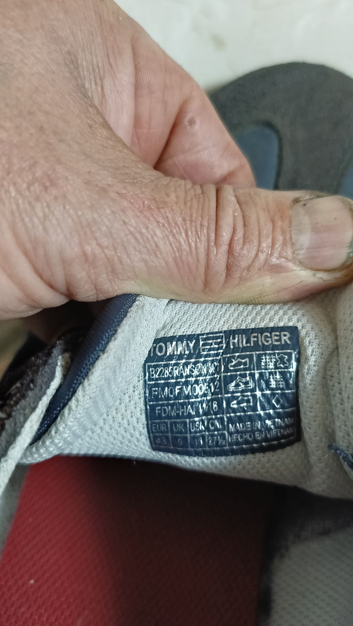 Buty Tommy Hilfiger 85