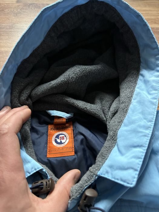 блакитна куртка-анорак Napapijri Skidoo