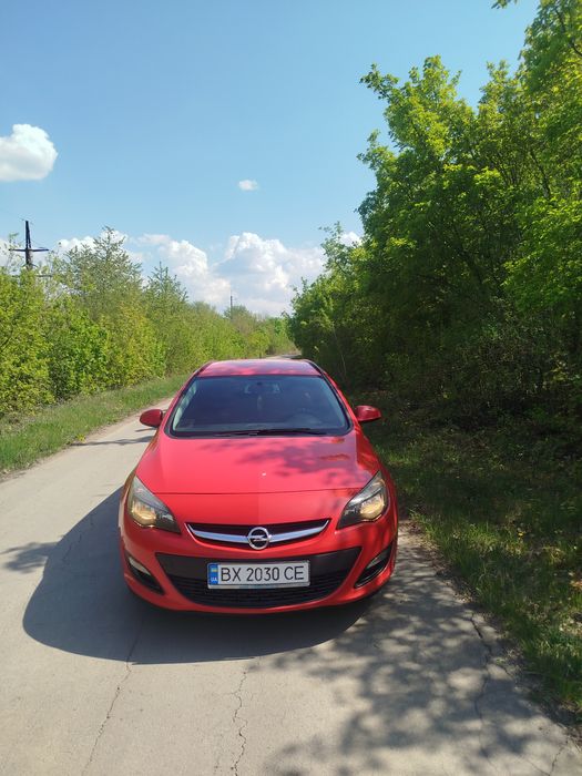Опель Astra j sports tourer 1.3 cdti