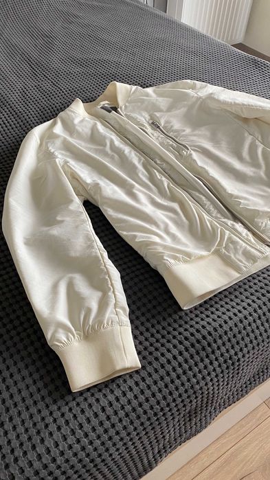 Sprzedam bomberkę H&M