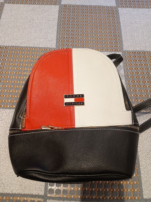 Piękny plecak Tommy Hilfiger