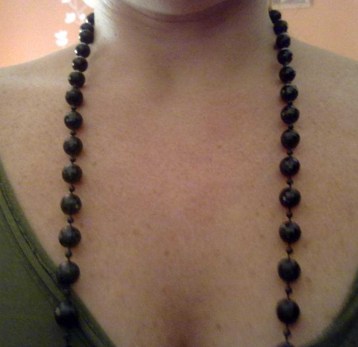 Colar Bolas Pretas - NOVO