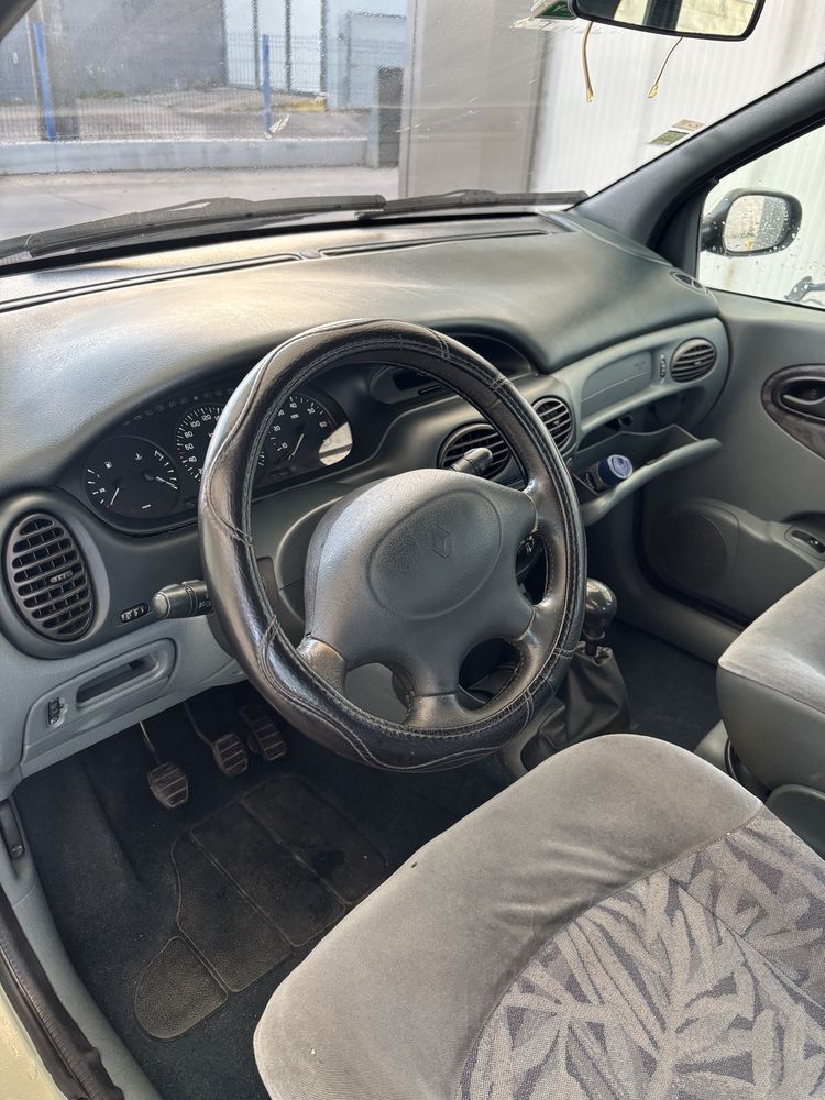 Renault Scenic 1.4 leia todo anuncio