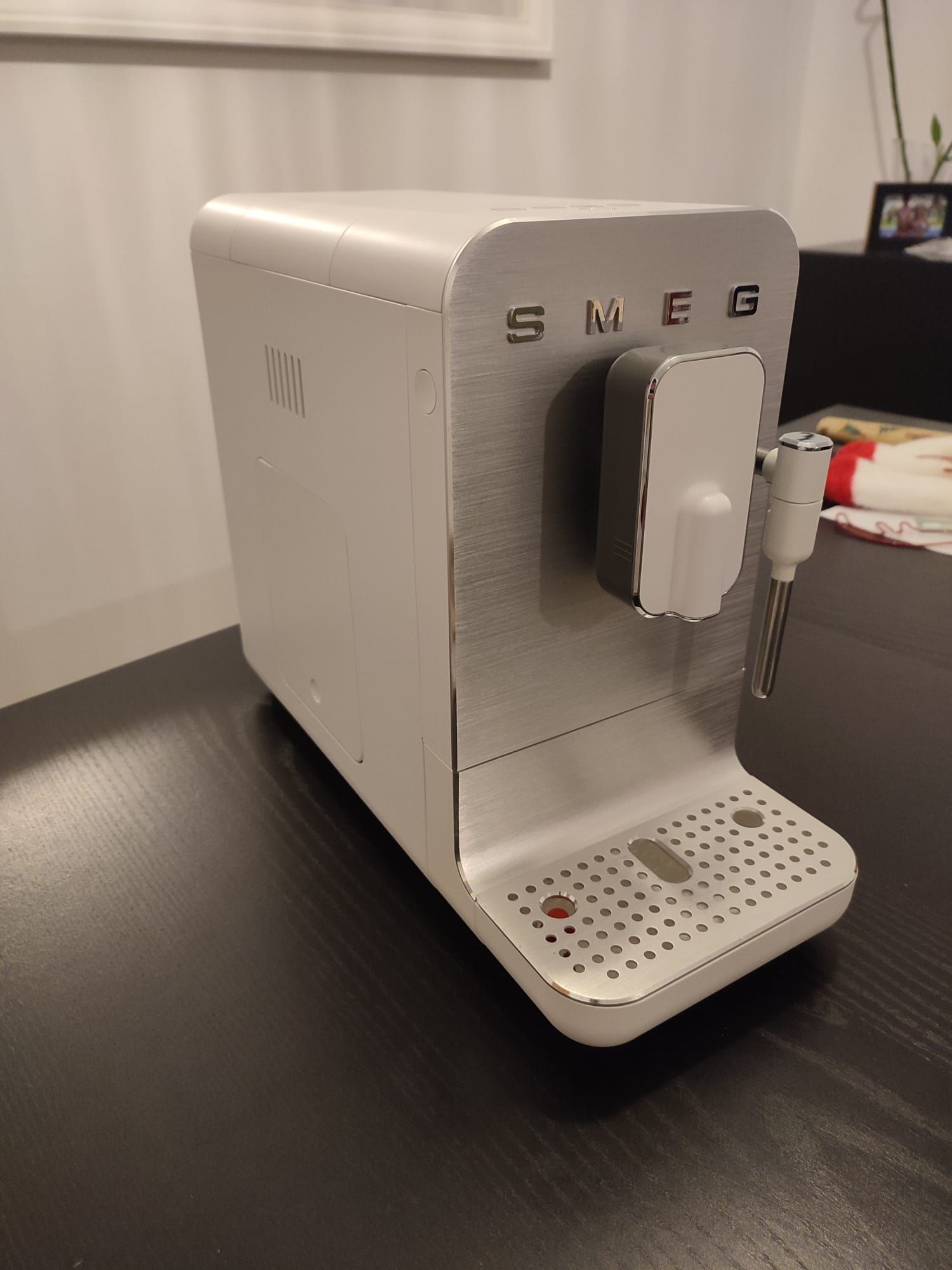 Máquina cafe SMEG automática grão - Garantia