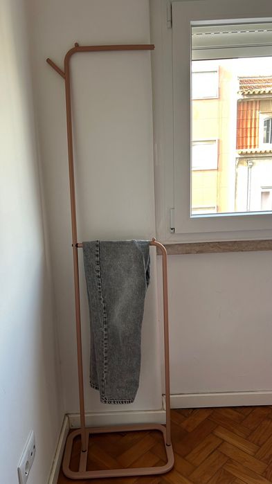 Bengaleiro rosa salmao