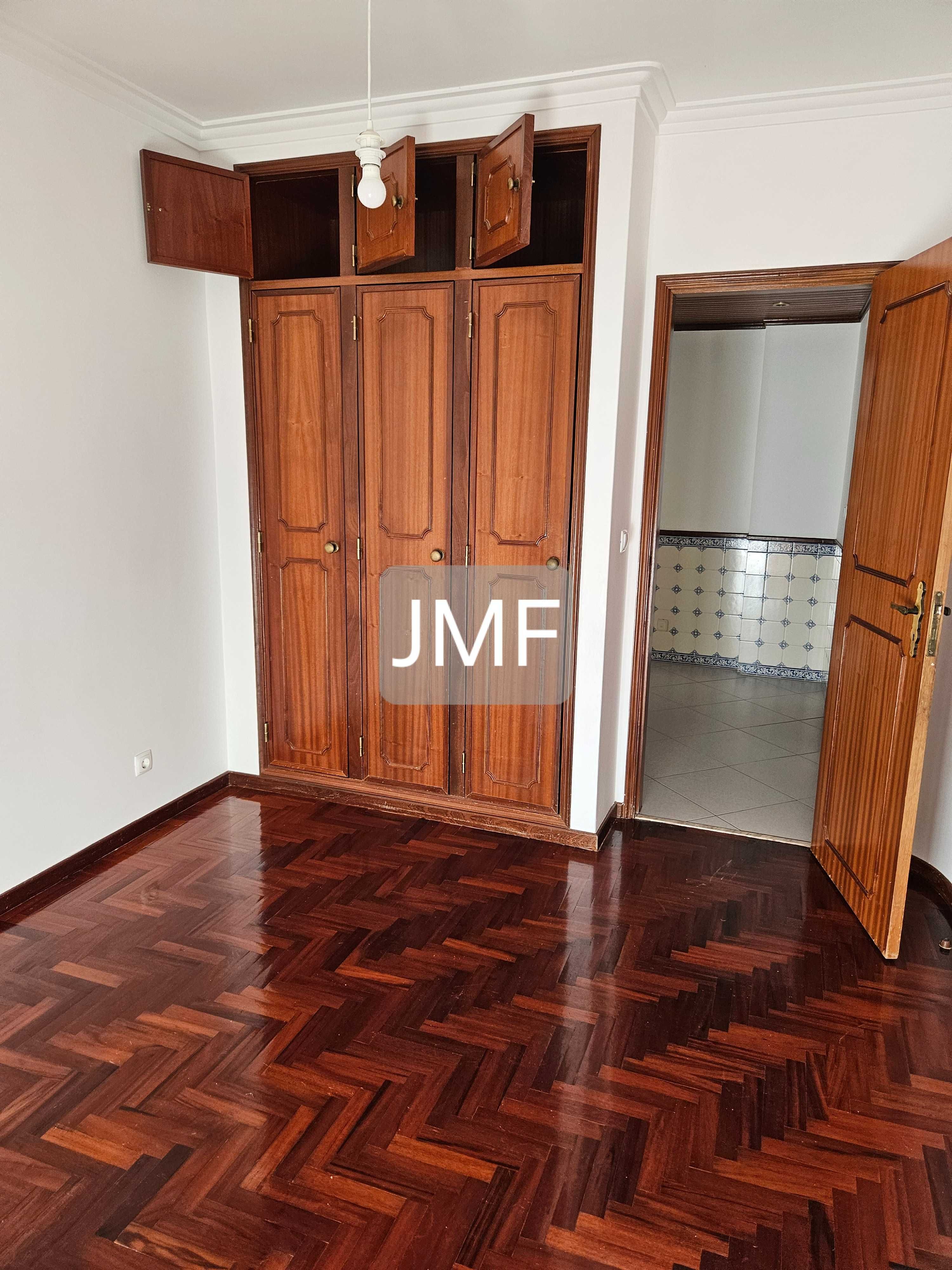 Apartamento T3 Rio de Mouro