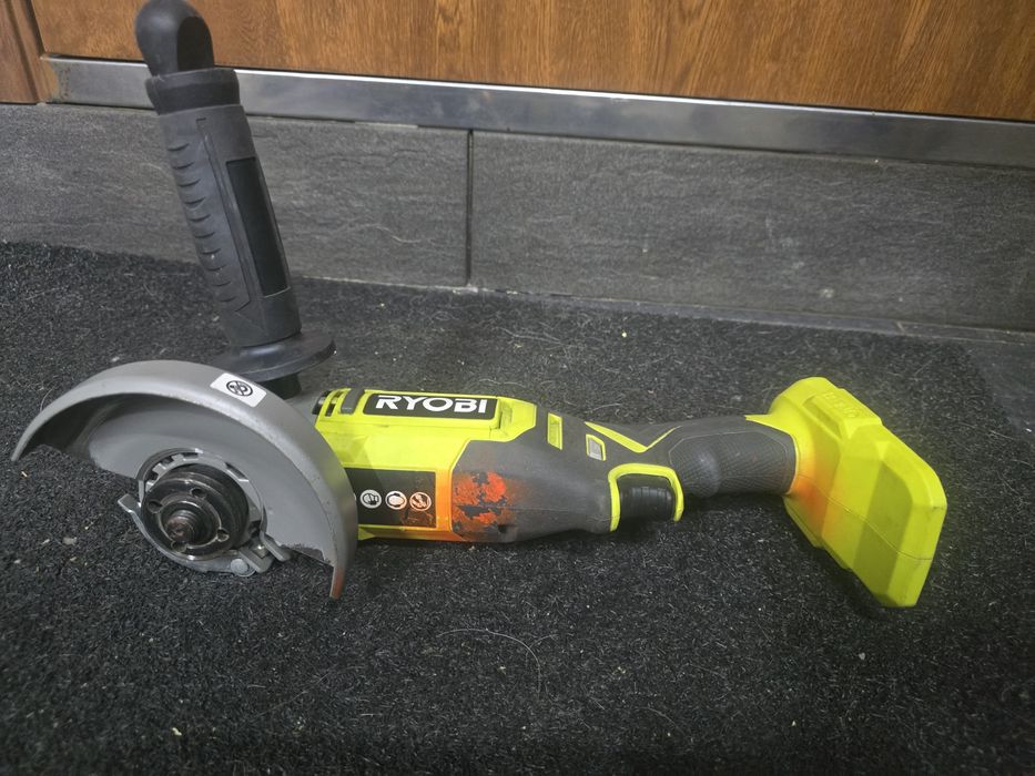 Szlifierka kątowa Ryobi 18V RAG18125