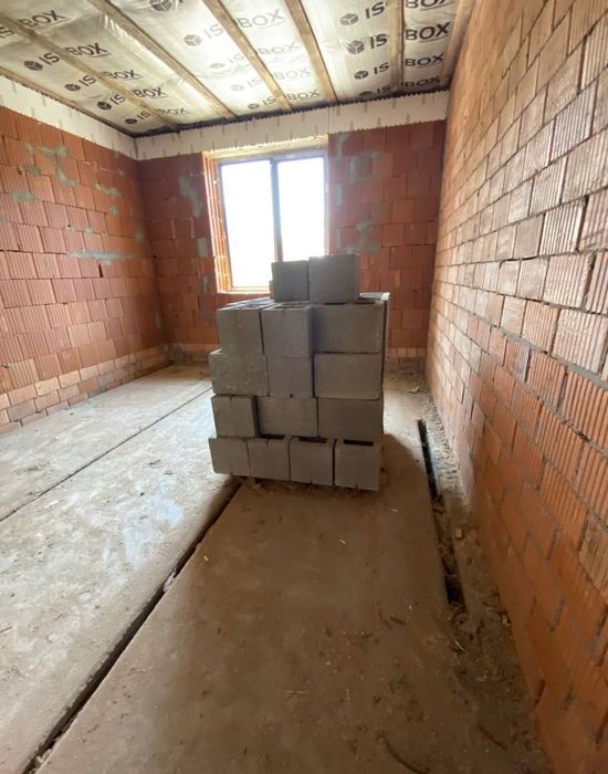 Продаж будинку на 5 сотках в Ірпені, закрите КМ, газ