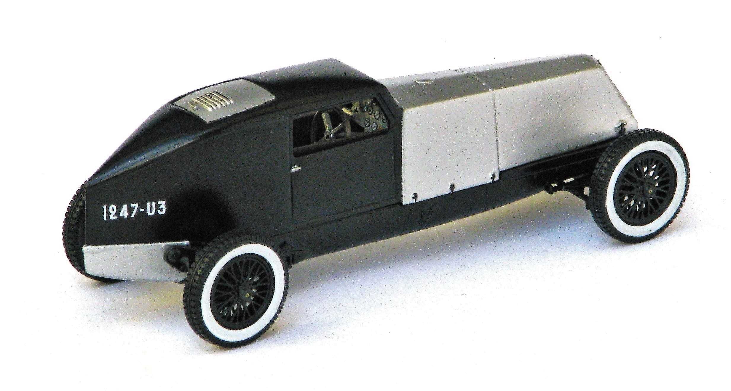 Renault 40 cv Record 1/43 Universal Hobbies c/ caixa e fascículo