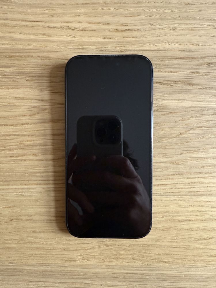 iPhone 16 Pro – 128 GB | Stan bardzo dobry | Bateria 100%