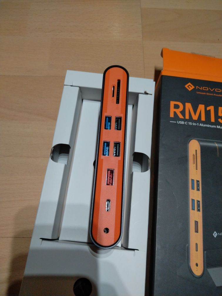 Stacja dokująca NOVOO 15 w 1 hub USB sd port