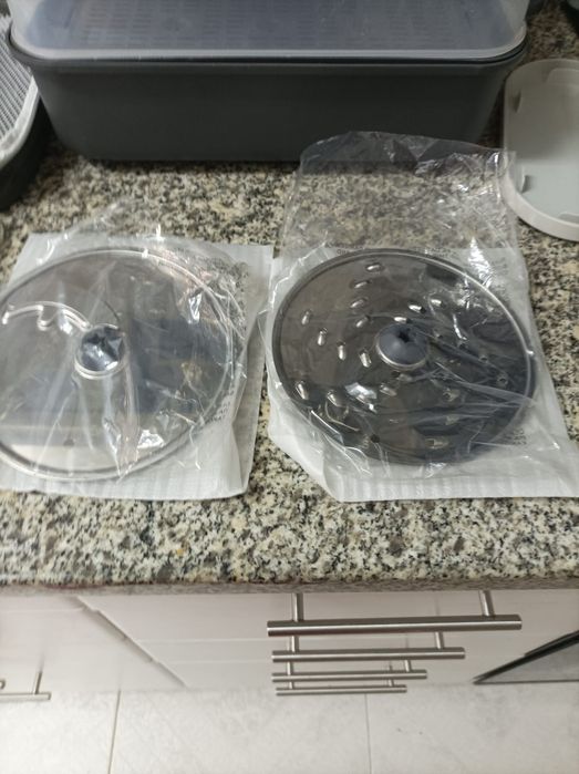 Processador de Alimentos c/ função de Cozinhar Cookeasy+ CCL50.A0CP