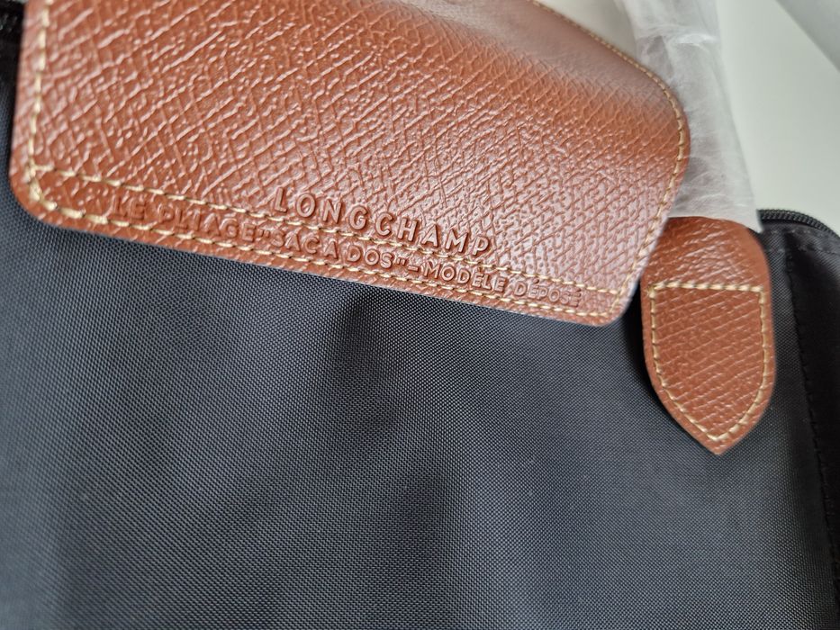 Czarna torebka  LONGCHAMP roz M