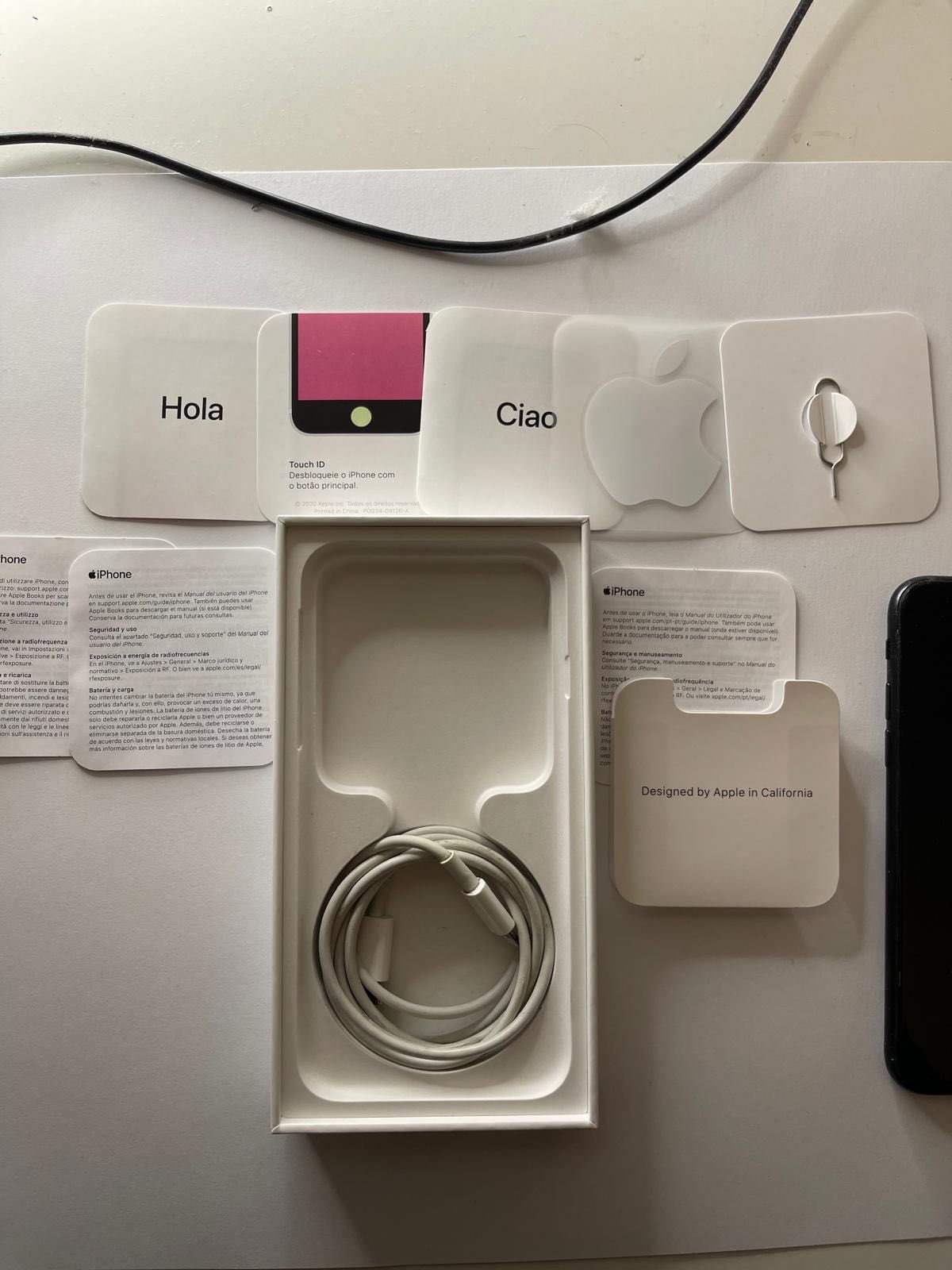 iPhone SE 2020 COMO NOVO