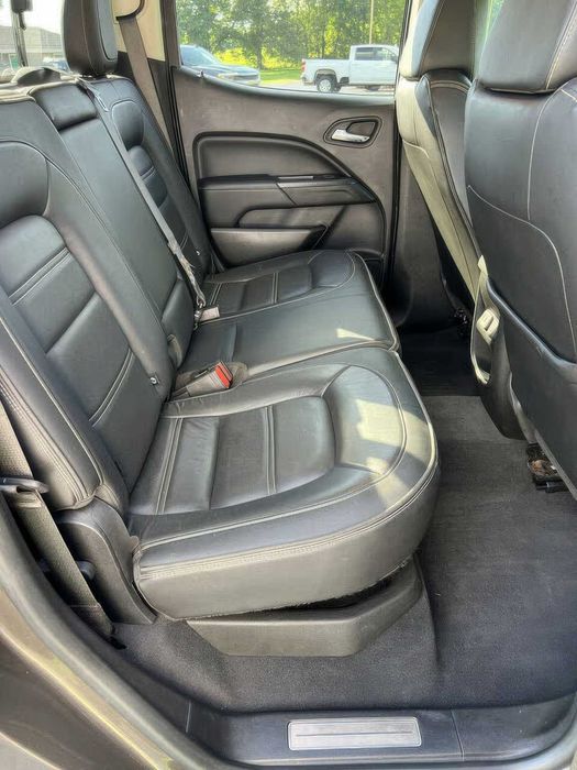 GMC Canyon AT4 Crew Cab      2021