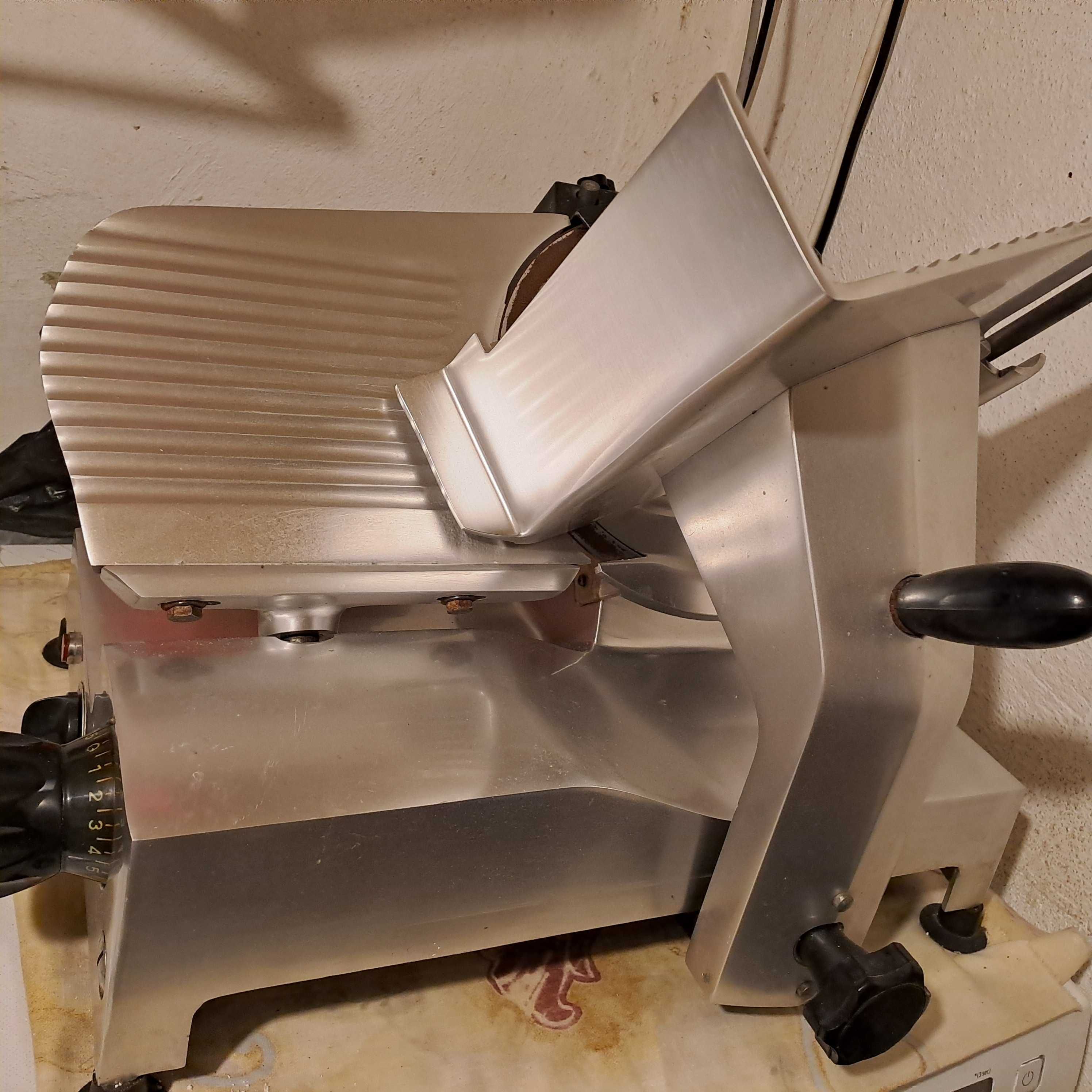 Máquina de curtadora queijos e fiambre