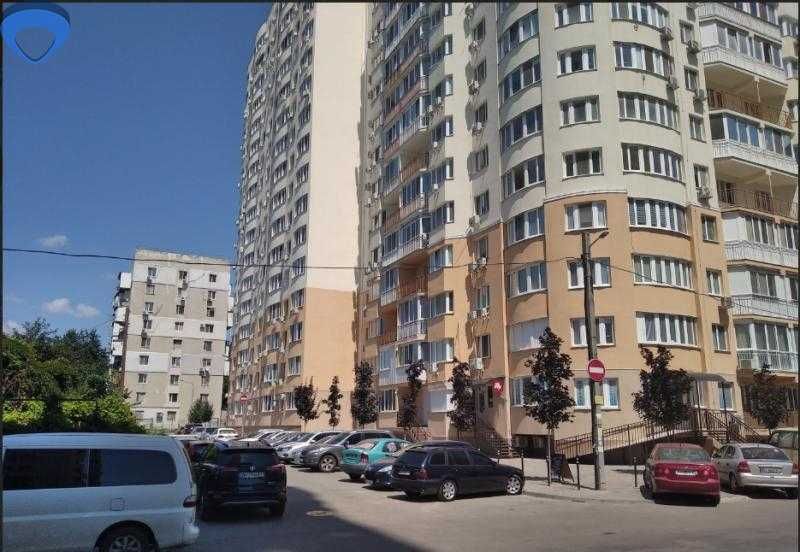 Двухкомнатная квартира в ЖК Вернисаж / Костанди