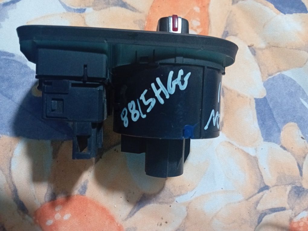 Interruptor de luzes VW Golf 4 / Bora / Passat – a funcionar
Interrupt