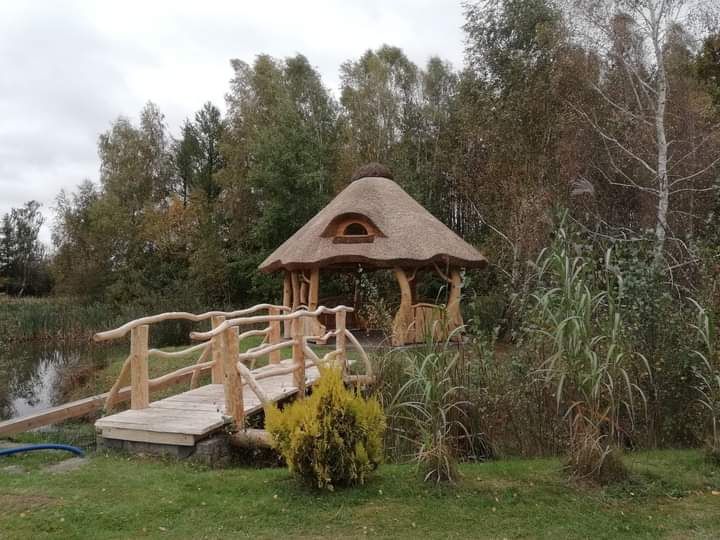 Altana Ogrodowa Dachy z Trzciny Strzechy