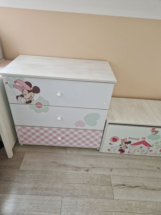 Meble dziecięce Disney Minnie – komoda, łóżko, pojemnik, szafka nocna