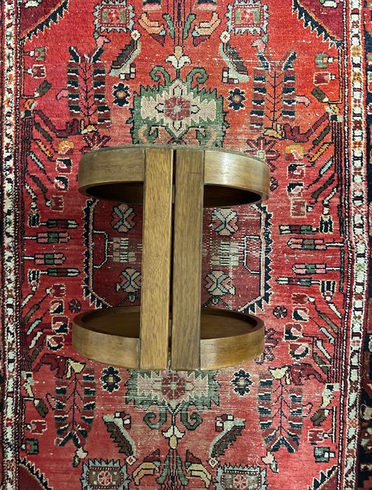 Włoski drewniany stolik kawowy