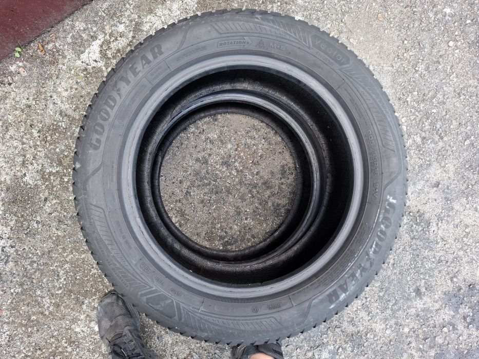Opony Wielosezon Goodyear 205/55/16 Para Ladne