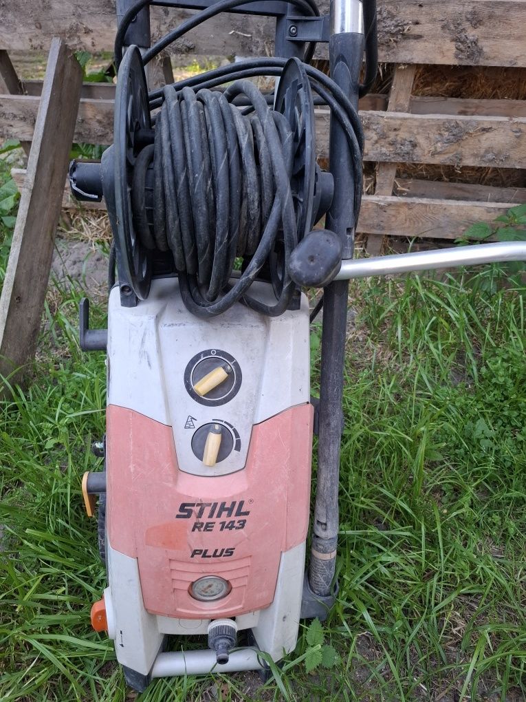 Sprzedam kosiarkę, kosę  i myjke9