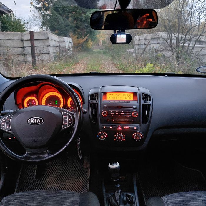 KIA CEED  1.6 CRDI 16V 2008