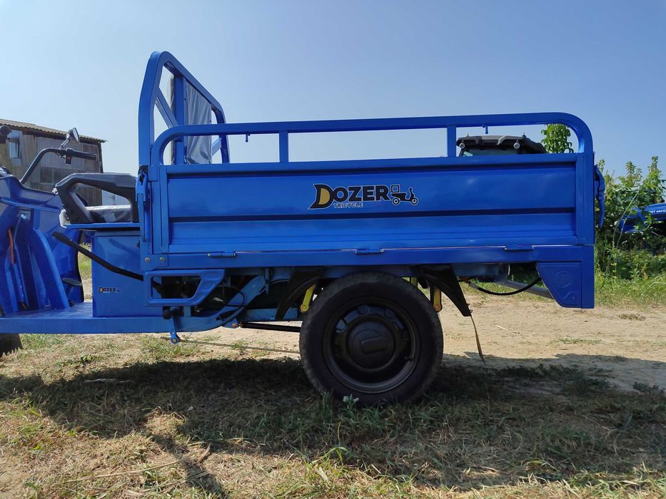 Аккумуляторный трицикл Дозер 1200Е груз до 650кг
