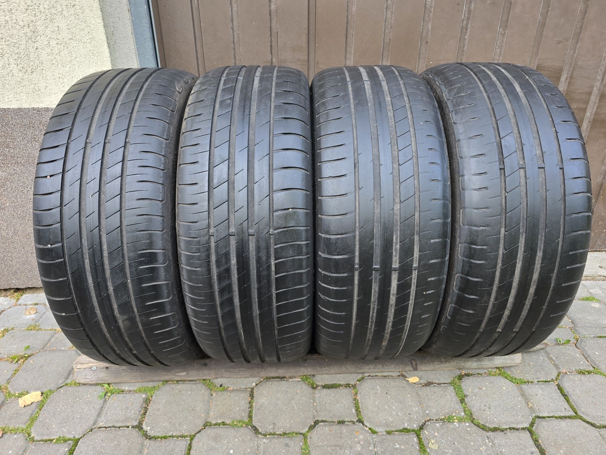 Felgi z oponami 225/50R17 Opel Astra J 5x115 4 Insignia B Zafira C