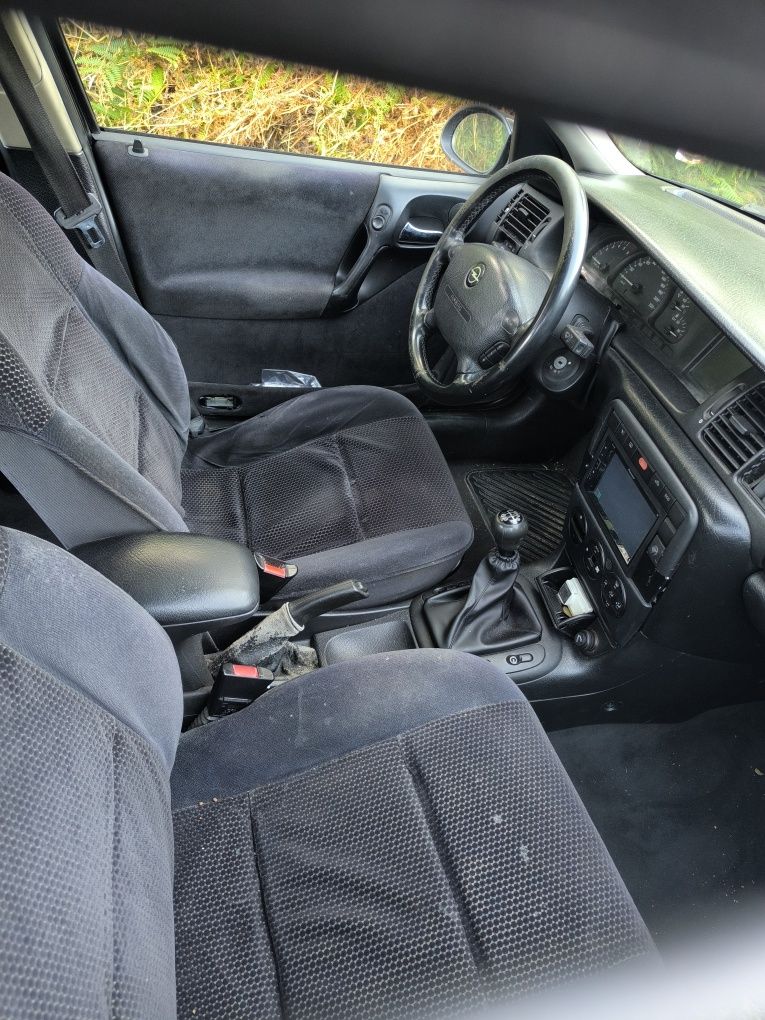 Vendo Opel Vectra b