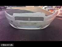 parachoque Fiat punto