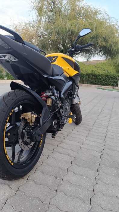 Bajaj pulsar ns 200 ABS nova