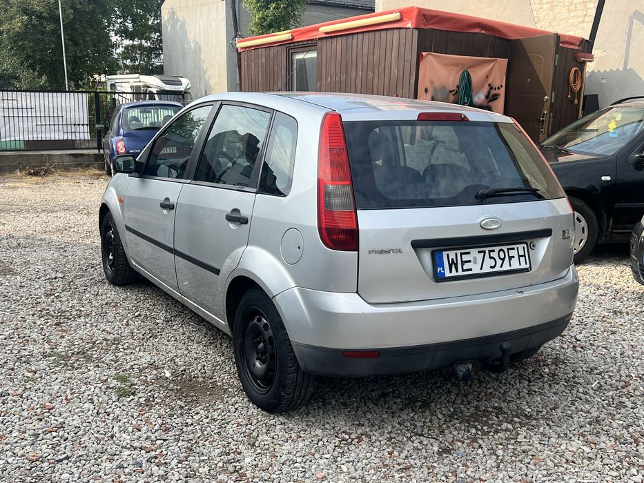 Ford Fiesta 1.3 2005r tylko 164 tys km, klima, hak!