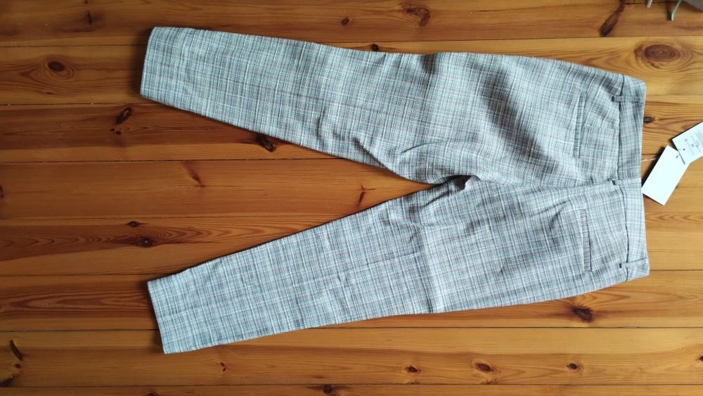 Spodnie tkaninowe Tatuum 38 do kostek z metką