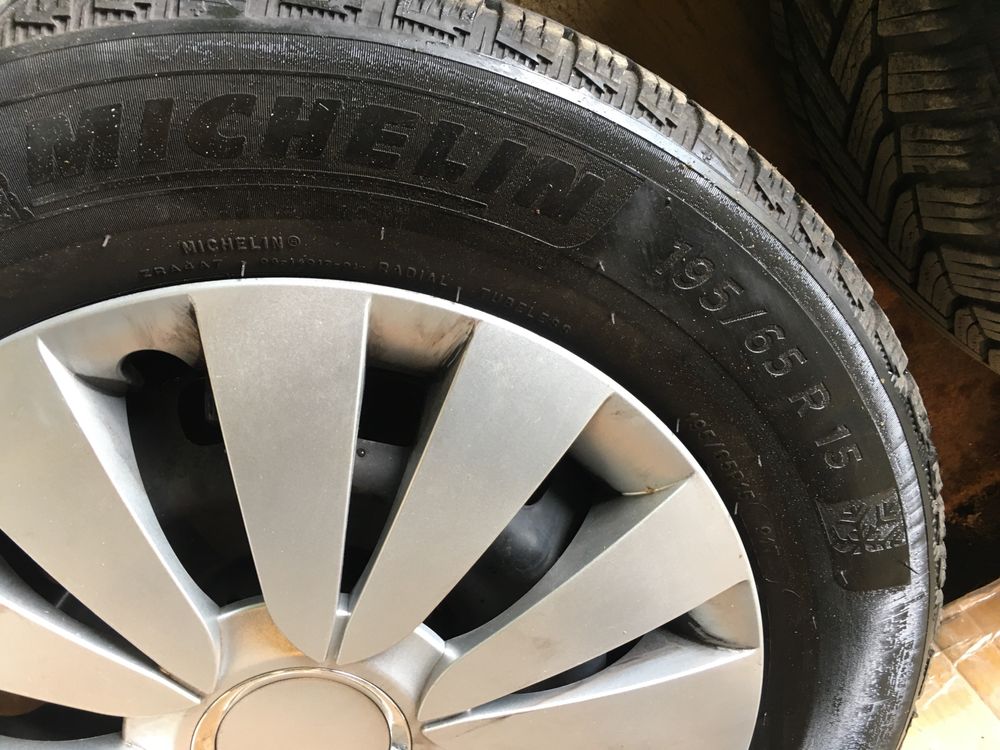 Jantes 15 Pneus Michelin Peugeot 308 ll sw 196/65  Furação 5x108