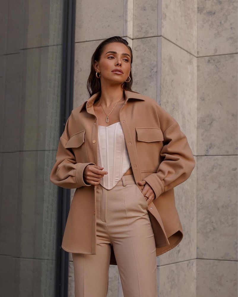 Тепла сорочка оверсайз бомбер куртка коричнева marsergo massimo dutti