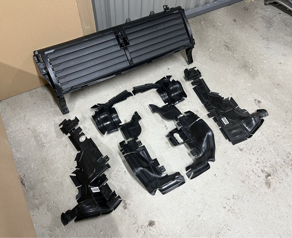 Жалюзи передние Audi Q5 80A Q7 4M E Tron Q3 83A A4 B9 Воздуховод