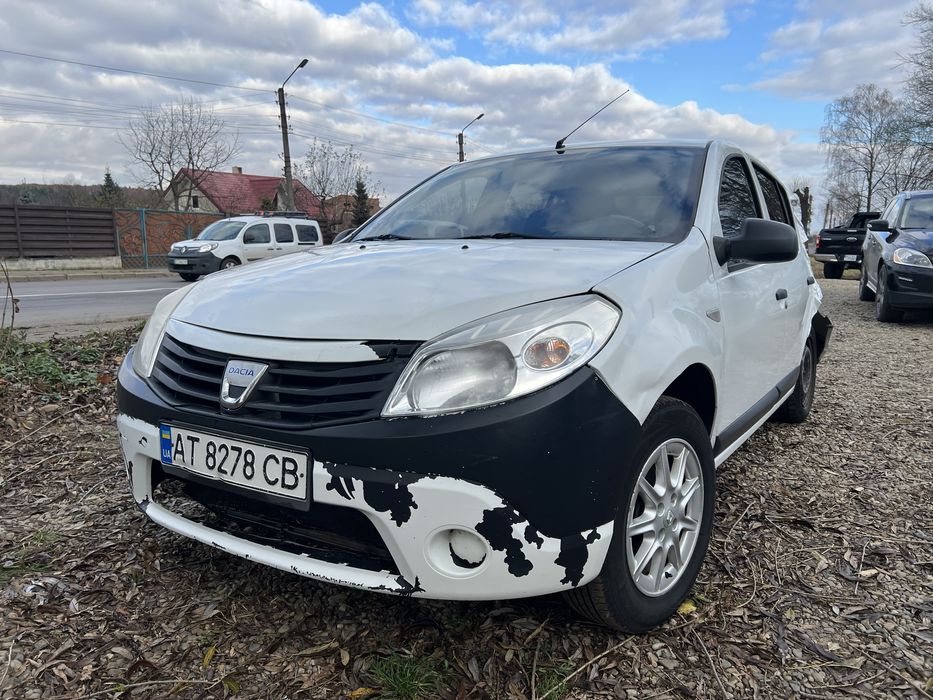 Dacia після невеликого ДТП
