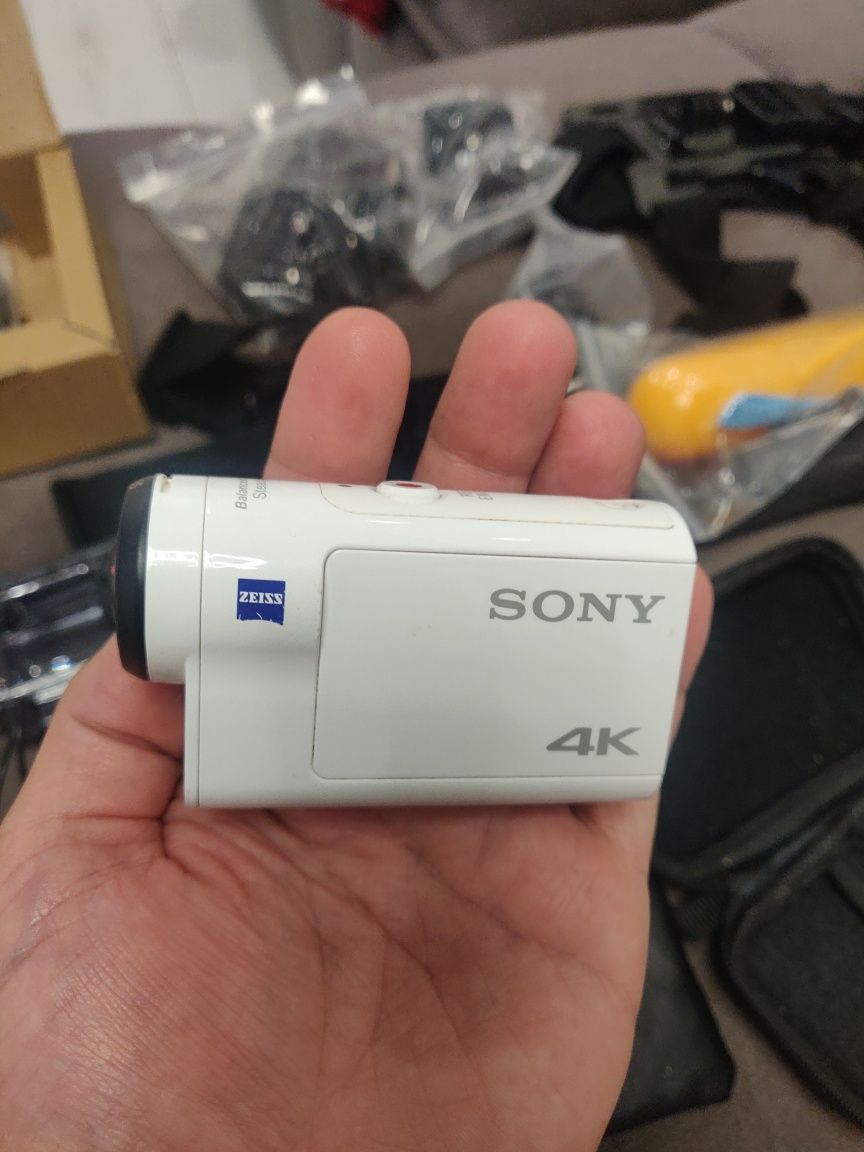 Экшн камера Sony 4K FDR X-3000