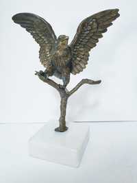 Fantástica escultura de uma Aguia em bronze