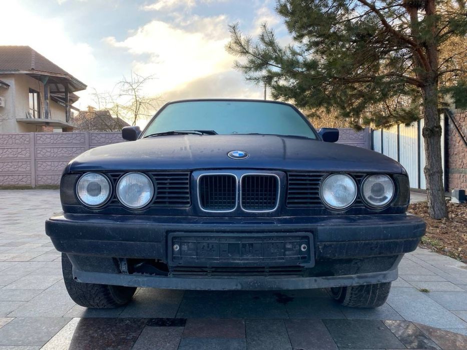 Продам бмв е34 524 t