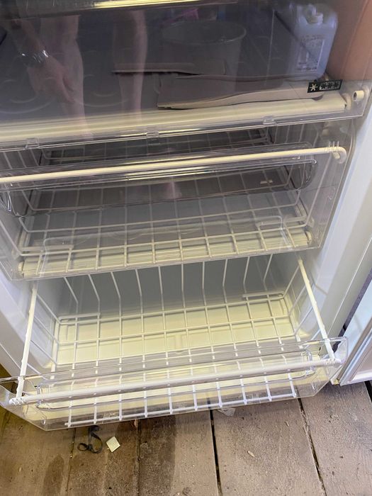 Холодильник Privileg 300 літрів 2 компресори