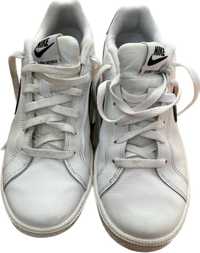 Кросівки Nike,розмір 26см,EUR 41,виробник Індонезія,вживані-