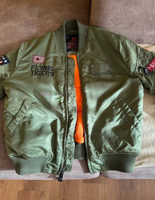 Alpha Industries Bomberka Pilotka Flying Tigers L