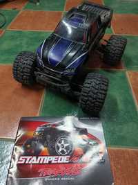 traxxas stamping 4×4 VXL