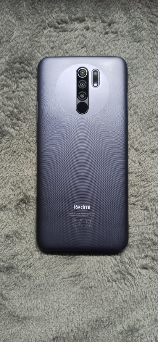 Мобільний телефон Redmi 9 3/32GB 2200грн